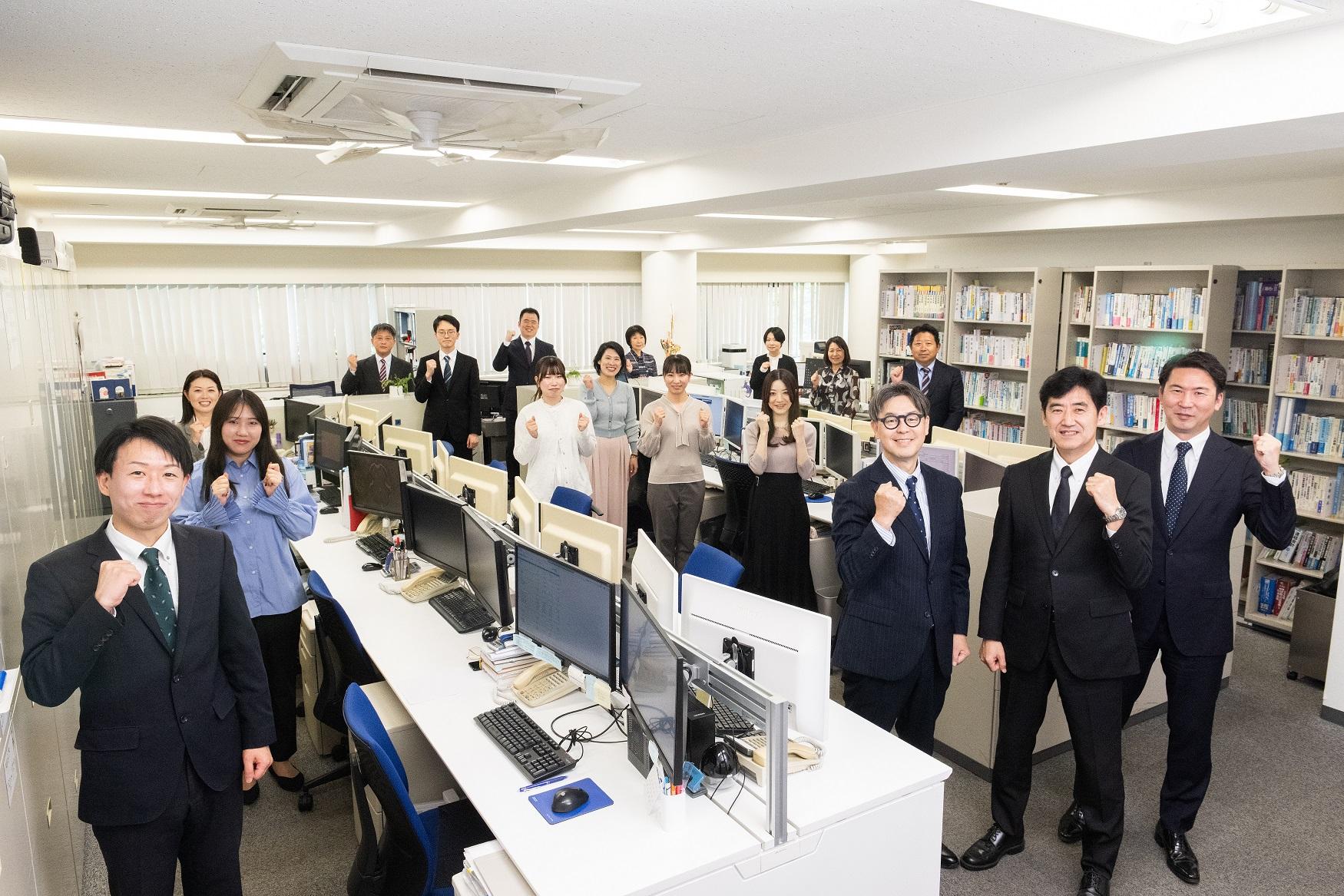 2025年5月　集合写真