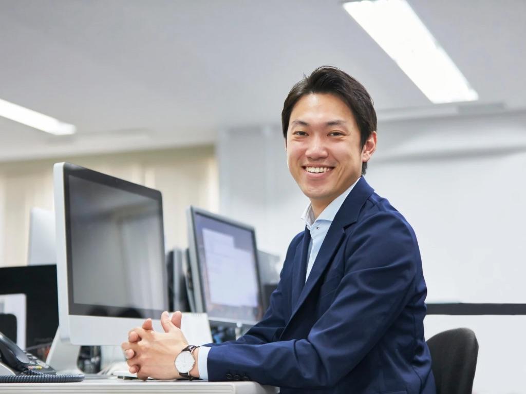 効率UP｜デュアルモニターで作業も快適